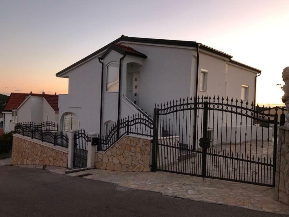 Ferienwohnung Mara Rogoznica  Exterior foto
